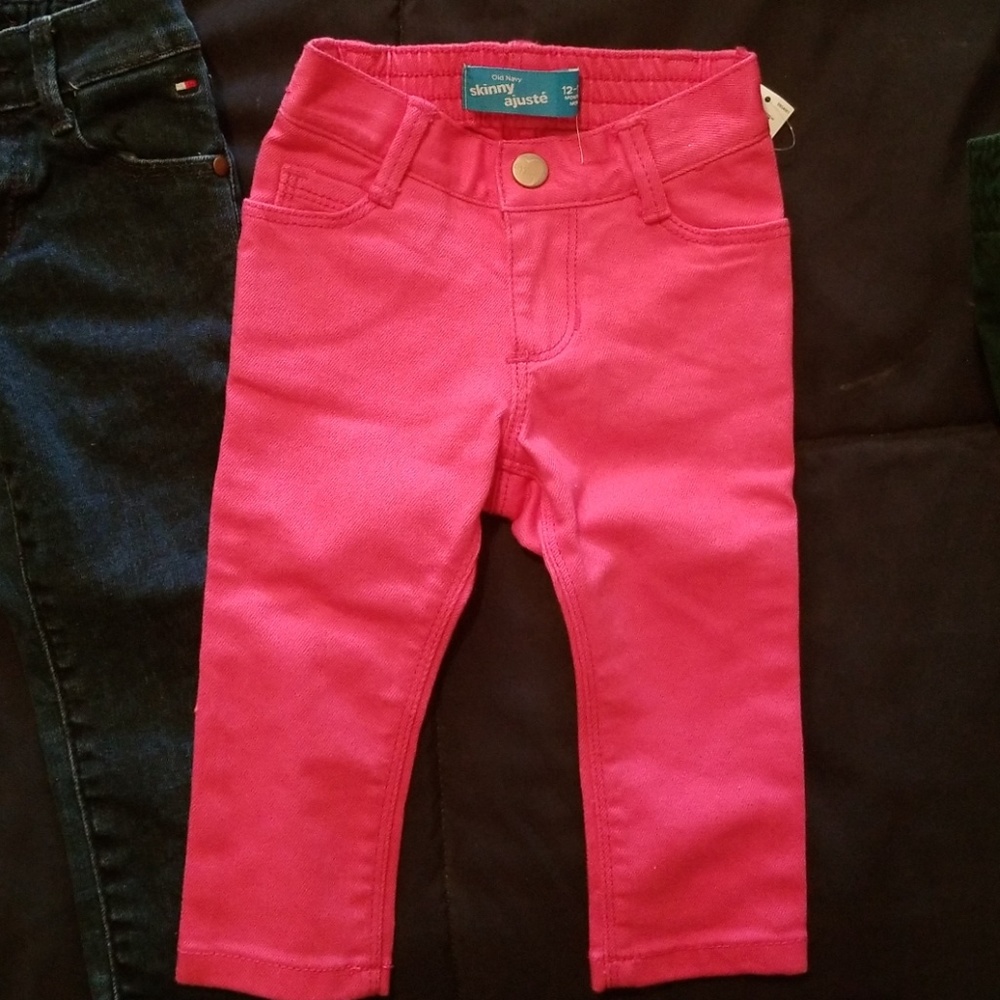 2 pairs baby Girl jeans size 12 to 18 months